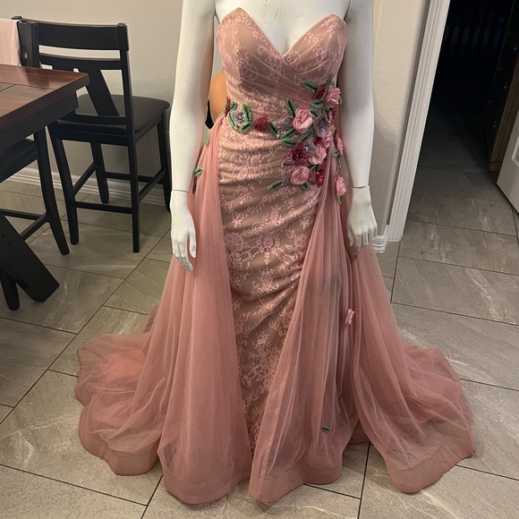 Sherri Hill Dresses & Skirts - Formal Sherri Hill dress